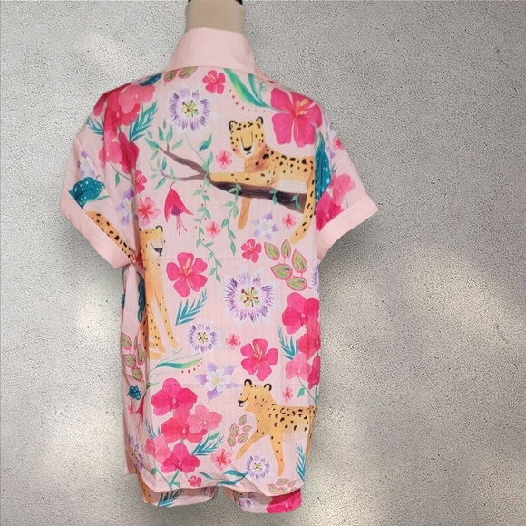 NWOT Shirt And Short Set - Picture 6 of 7